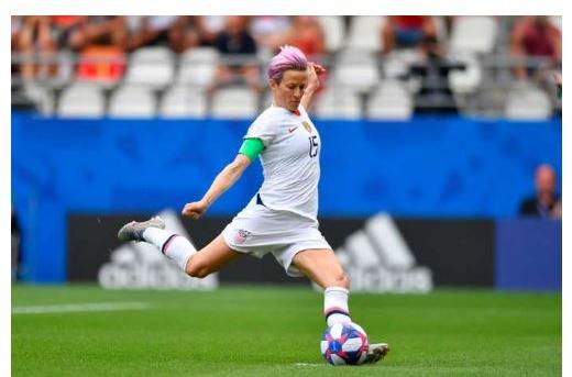 « Le football ne peut se construire à l’écart des mutations de la société »